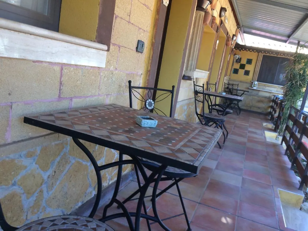B&B Magna Grecia Agrigento Oda ve Kahvaltı