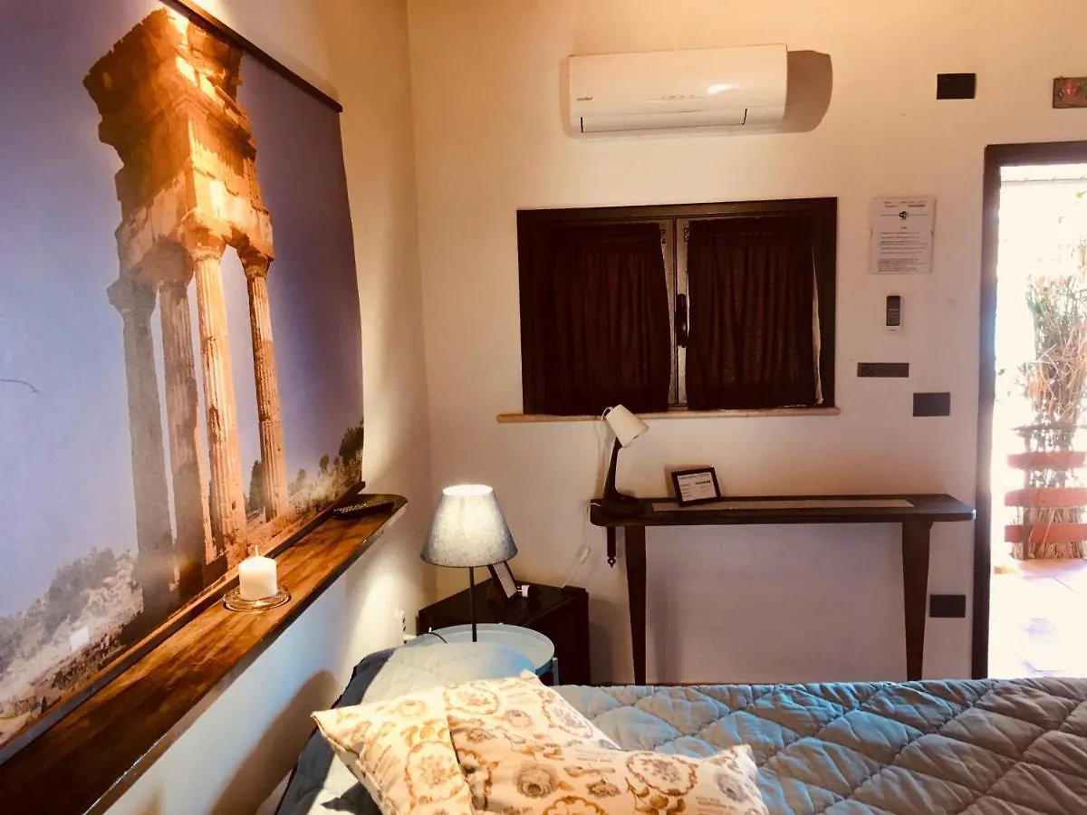 B&B Magna Grecia Agrigento Oda ve Kahvaltı